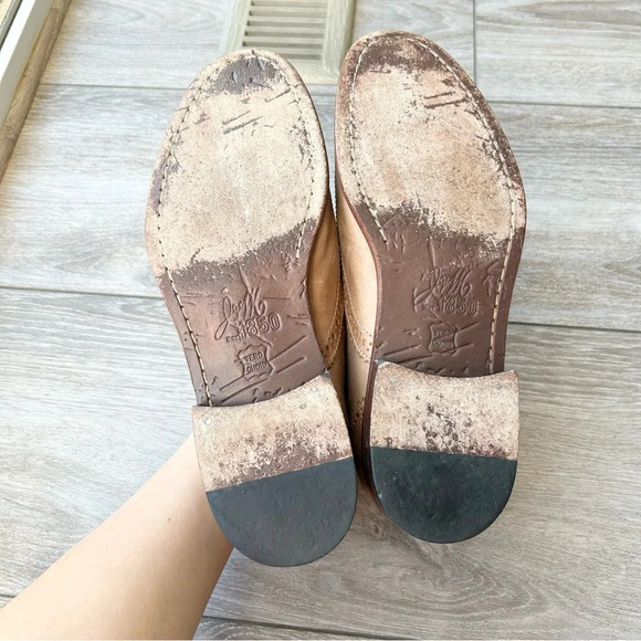 Johnston & Murphy Nude Sheepskin  Leather Wingtip Oxford - Picture 16 of 16